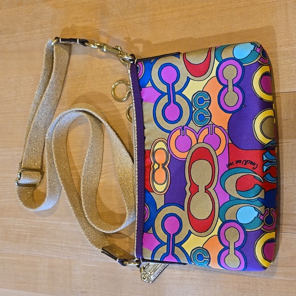 Coach poppy limited edition monogram gold mini bag - Picture 7 of 8